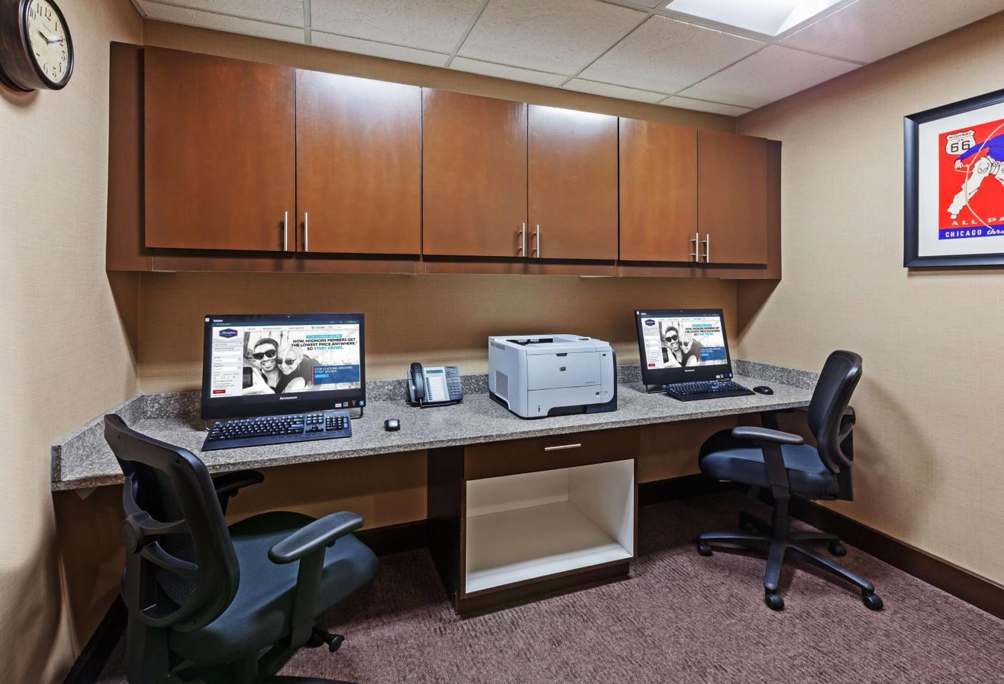 Hampton Inn & Suites Claremore Экстерьер фото