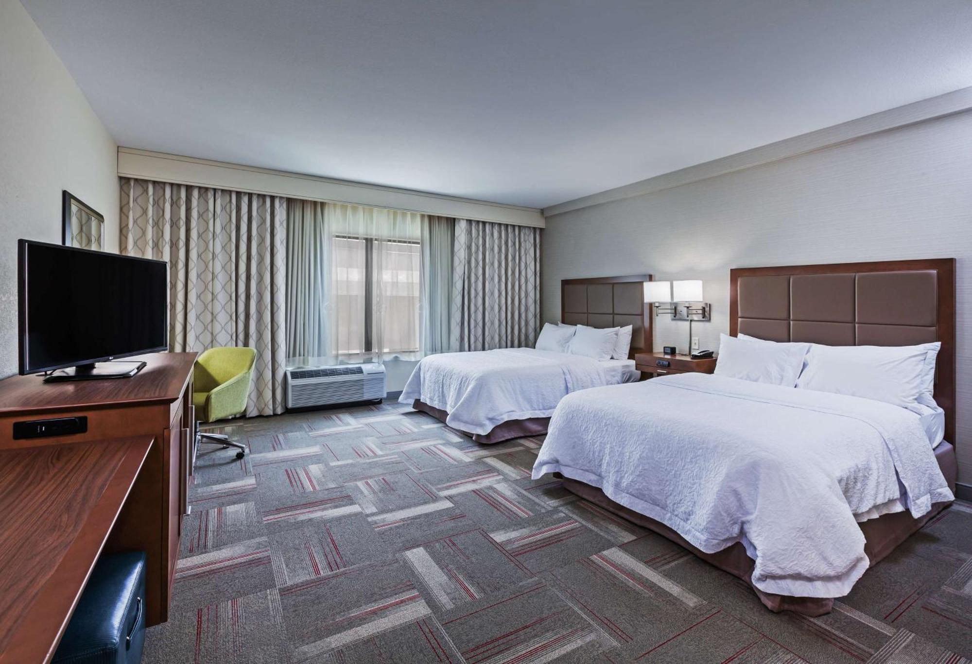 Hampton Inn & Suites Claremore Экстерьер фото
