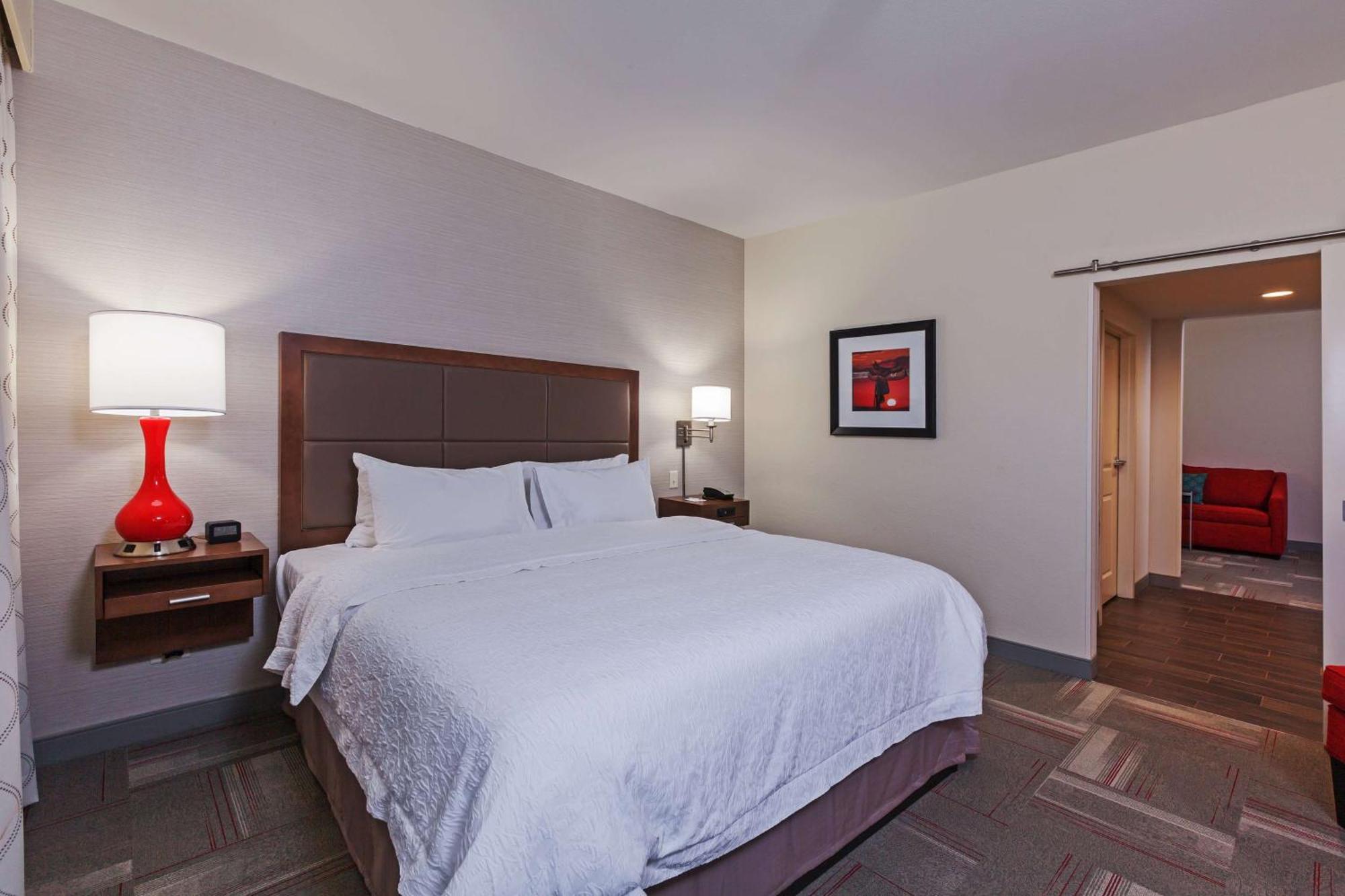 Hampton Inn & Suites Claremore Экстерьер фото